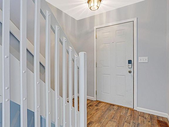 4th image of 5691 Snow Dr #131E