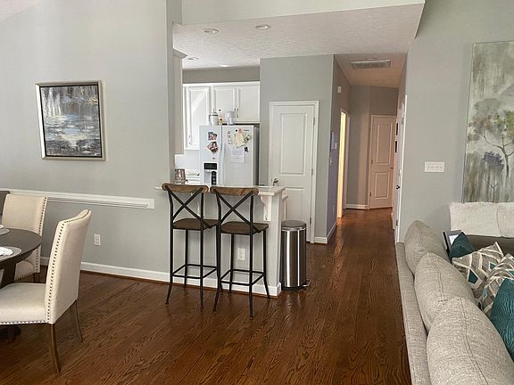 5th image of 3340 Collingwood St NE