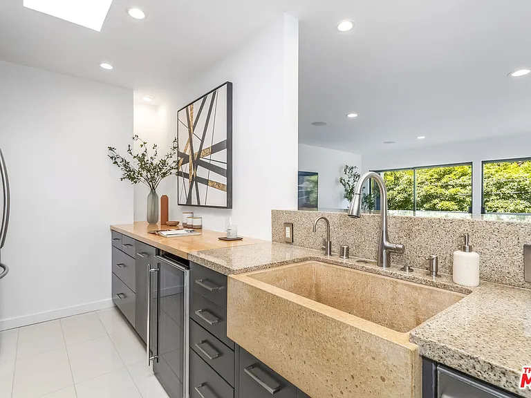 9834 Wanda Park Dr — Photo 16