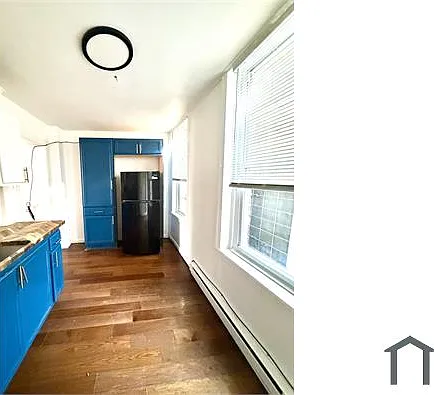 2022 W Toronto St — Photo 6