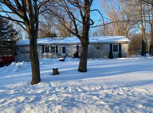 12236 S Blossom Lea Dr, Alden, NY 14004