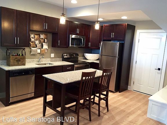 5th image of 105 W North St #105