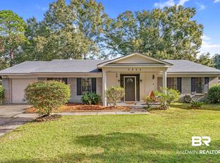 5854 Wood Creek Ct, Mobile, AL 36609