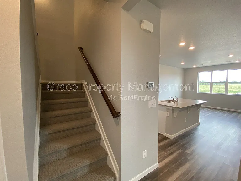 191 Ambrose St — Photo 7