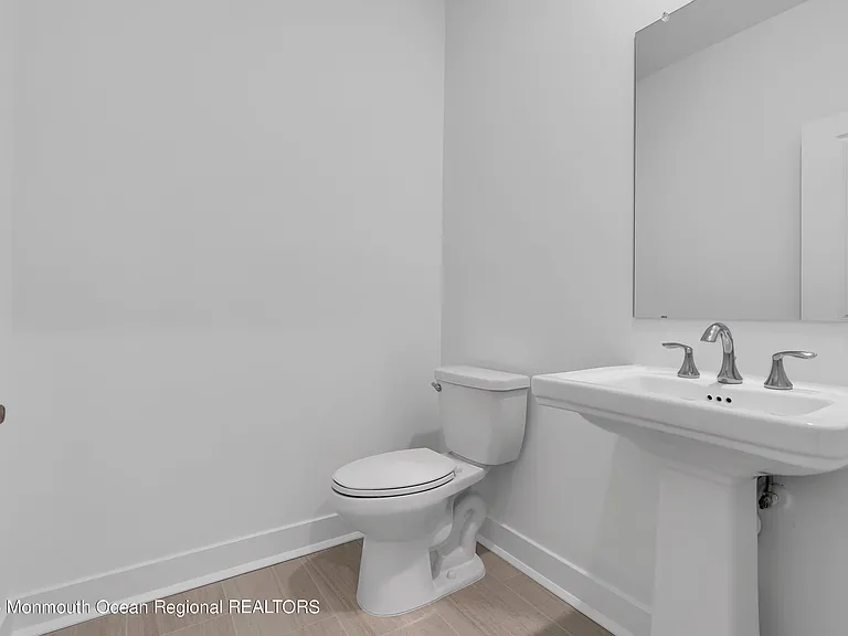 110 Woolley Ct — Photo 14