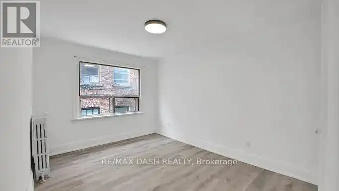 917 Saint Clair Ave W #30 — Photo 3