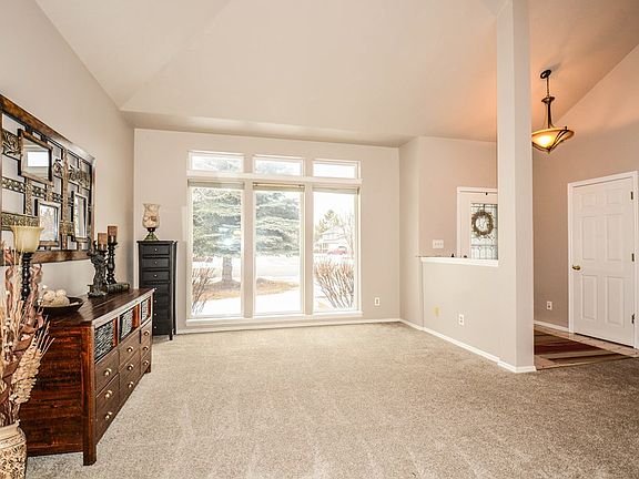 4th image of 2961 Sandstone Dr