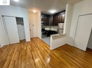 37-2 31st Ave #1R, Astoria, NY 11103