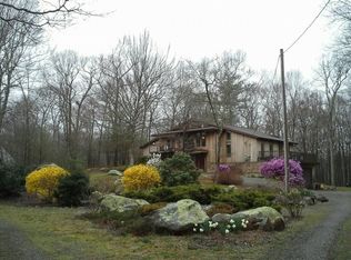 176 Woodville Rd, Hope Valley, RI 02832