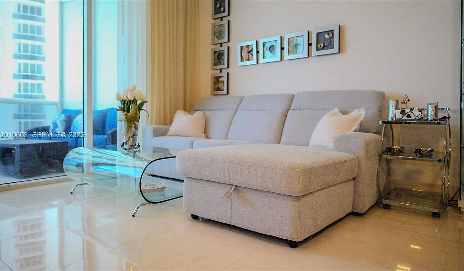 Tdr Tower Ii Condo — Photo 3