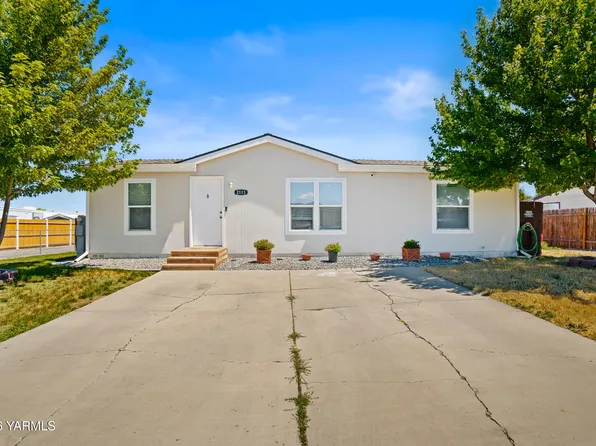 2113 S 61st Ave, Yakima, WA 98903