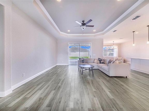 4th image of 5017 RIDGEFIELD LANE
