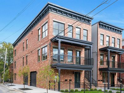 26 Clinton Ave, Jersey City, NJ, 07304