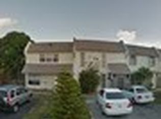 1203 Silverado Dr, North Lauderdale, FL 33068