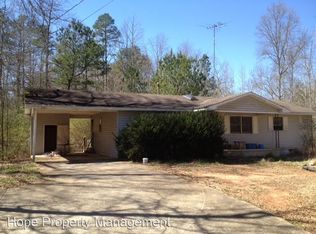 649 Holbrook Rd, Newnan, GA 30263