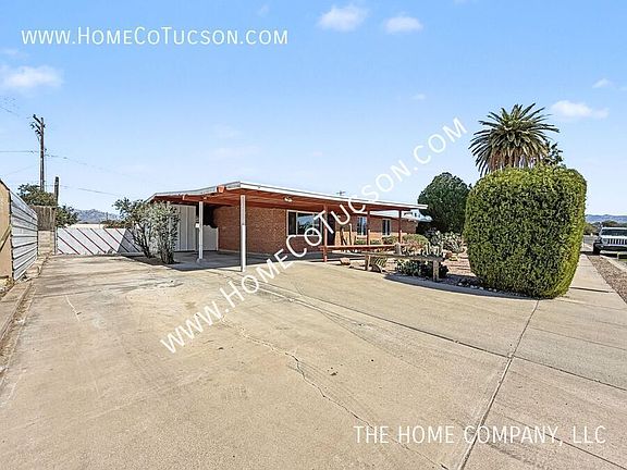 3rd image of 6225 E Calle Aurora