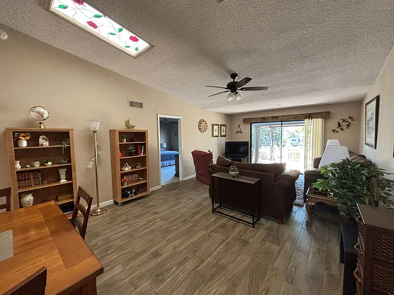 729 Leisure World — Photo 14