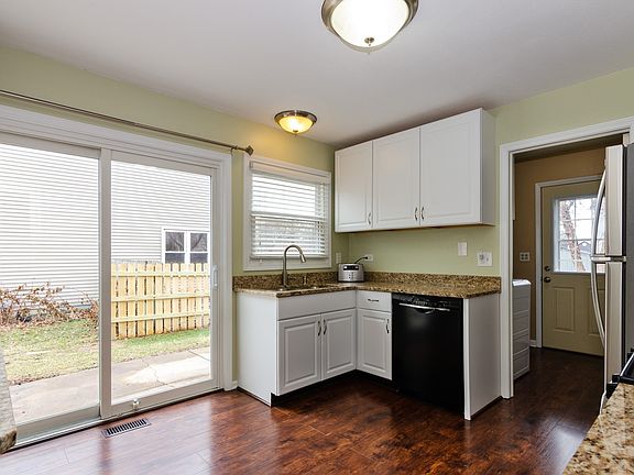 4th image of 816 Candlewood Trl