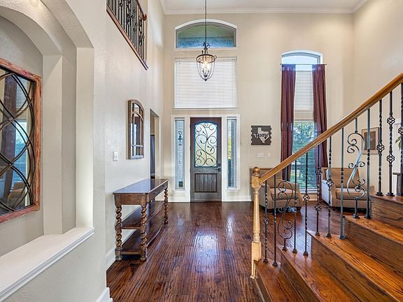 5th image of 3837 Erath Dr