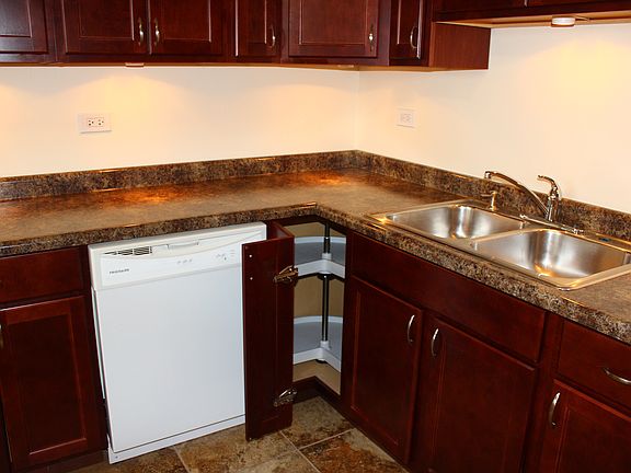 2nd image of 14455 Jefferson Ave APT 2E