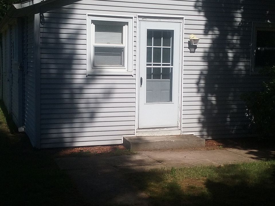 493 S Curtis St Meriden CT Zillow