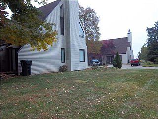 3rd image of 4977 Yorkridge Ct