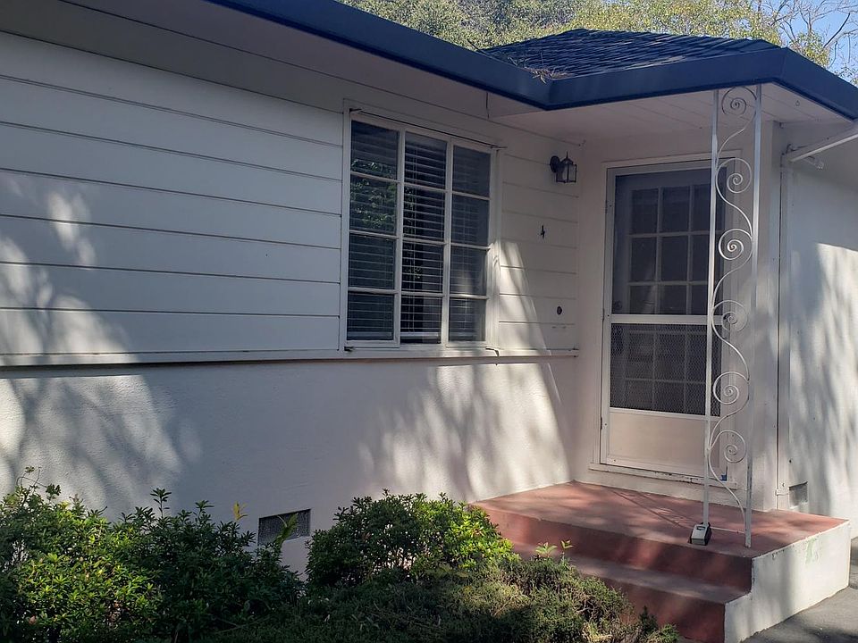 1st image of 1300 Hoover St APT 4