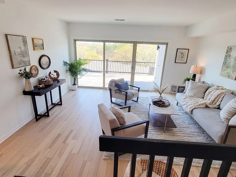 Village in the Park Apartments — Photo 37