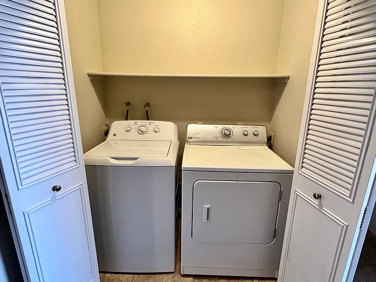 1601 N Saba St #253 — Photo 13