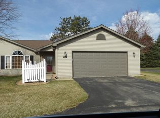 1708 Carriage Home Dr #33, Austin, MN 55912