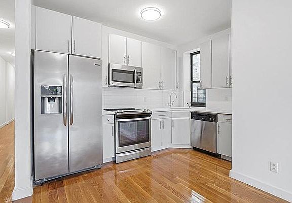 3rd image of 601 W 137th St APT 57