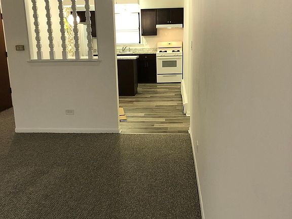 3rd image of 5620 S 6th Ave #3D