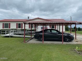 290 Mary St, Chocowinity, NC 27817