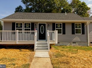 104 Mimosa Ave, Colonial Beach, VA