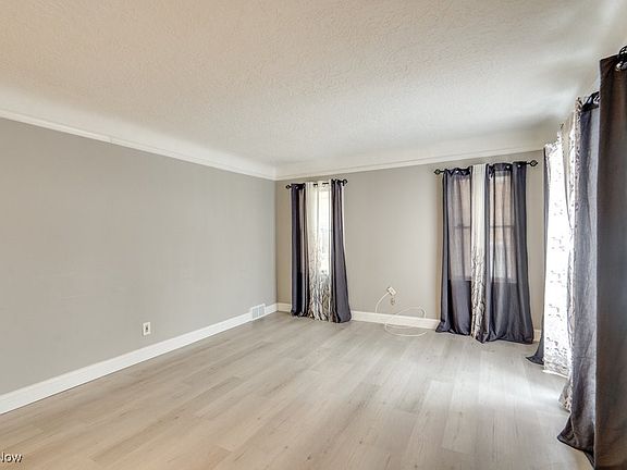 4th image of 6506 Orchard Ave