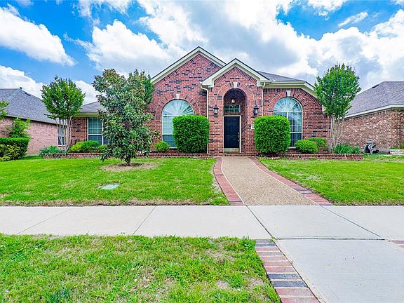 3rd image of 5801 Jewel Dr
