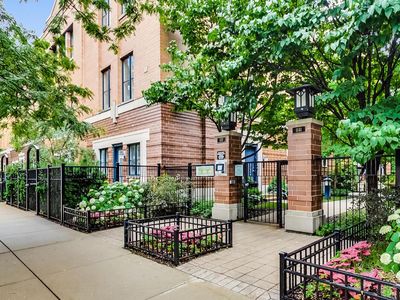 1137 W Monroe St Unit 9, Chicago, IL, 60607