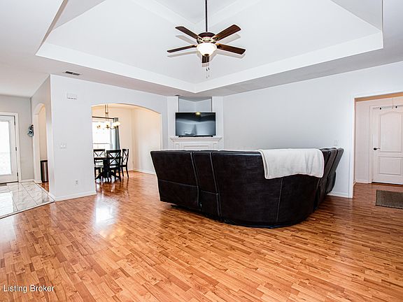 3rd image of 4820 Napa Ridge Way