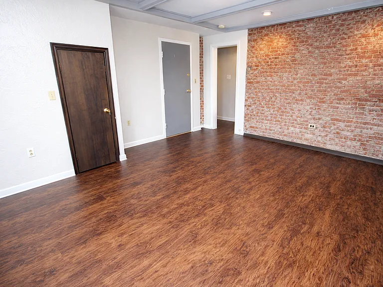 6333 Walnut St #BA — Photo 3