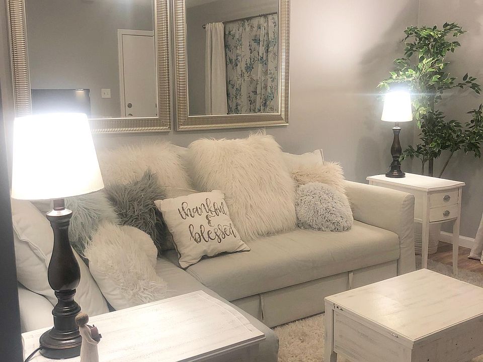 1st image of 120 Stephens St #1