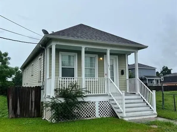 1915 Lamanche St, New Orleans, LA 70117