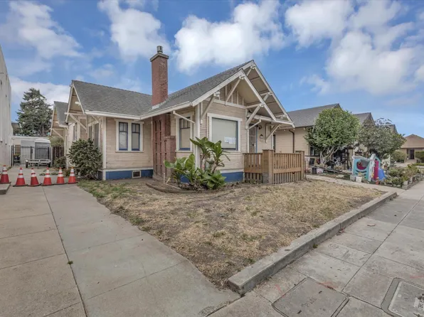 111 W San Luis St, Salinas, CA 93901