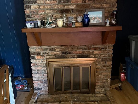 3rd image of 601 Ridgewood Ct