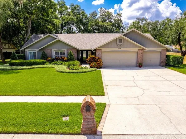 508 Shadow Grove Ct, Lutz, FL 33548