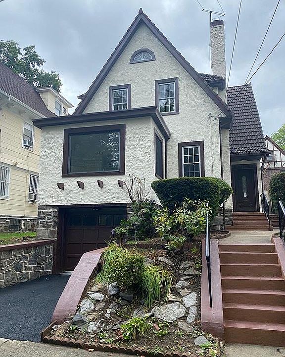 1st image of 217 Tecumseh Ave