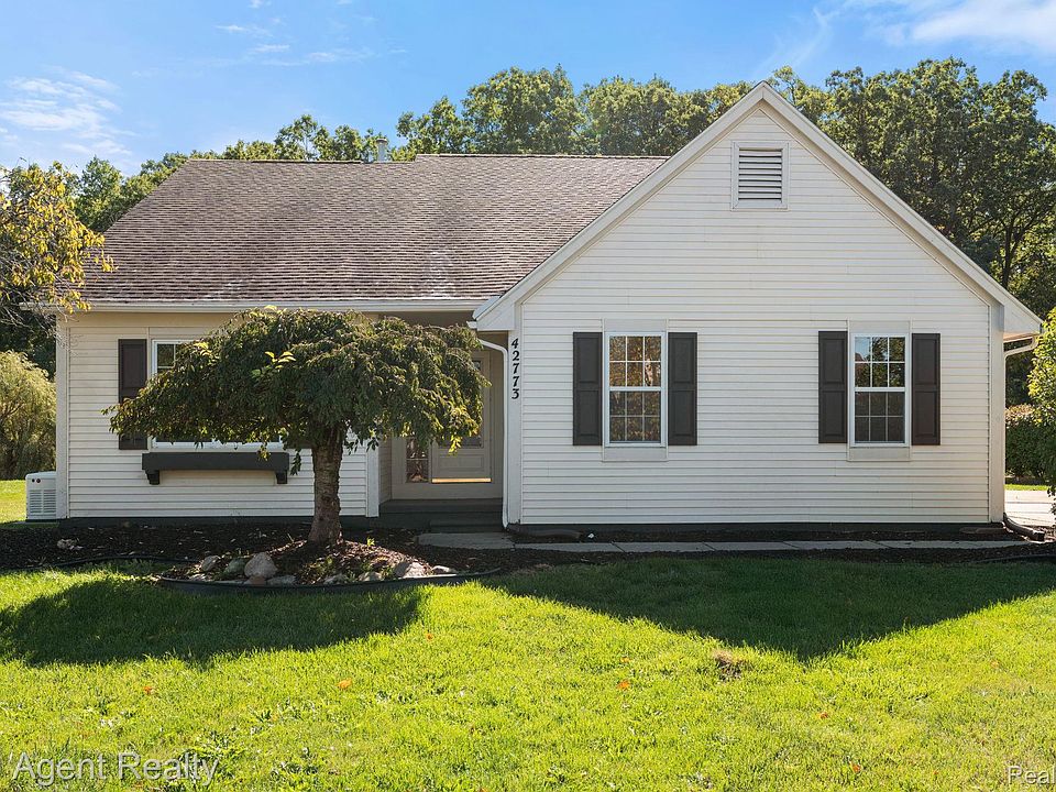 1st image of 42773 Maude Ct