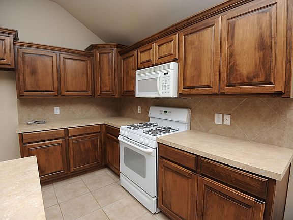 4th image of 5217 W 4th Ave