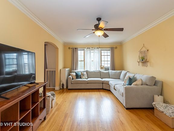 5th image of 1103 Holly Ct APT 201