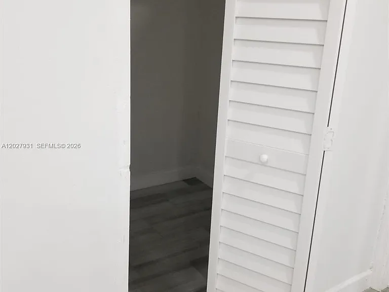 2990 NE 16th Ave #105 — Photo 7