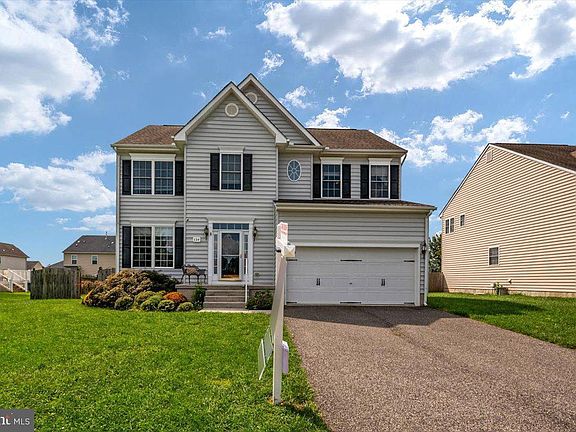 2nd image of 134 Meadow Brook Way
